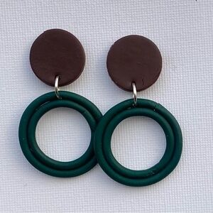 Elegant minimalist Brown and Green Hoop Earrings